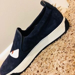 Means fendi shoe wore once or twice size 10